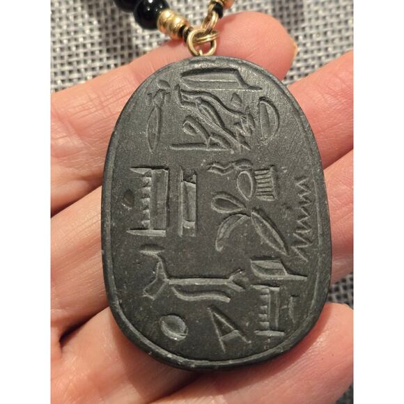 Vintage Ancient Egyptian Heart of Scarab Black & Gold Beaded Pendant Necklace - Picture 6 of 10